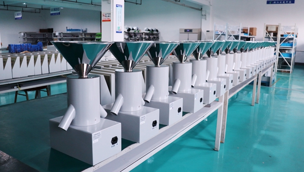 免费看片黄生產基地掠影 免费看片黄生產基地掠影