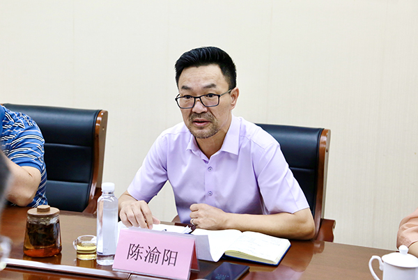 董事長陳渝陽 董事長陳渝陽